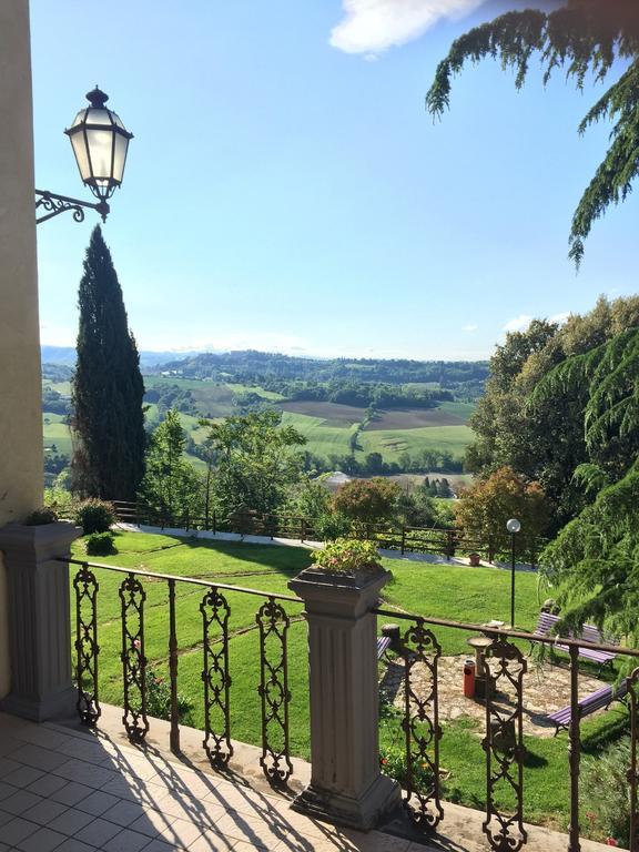 "Villa Bizzi" Monte Castelli Exteriör bild